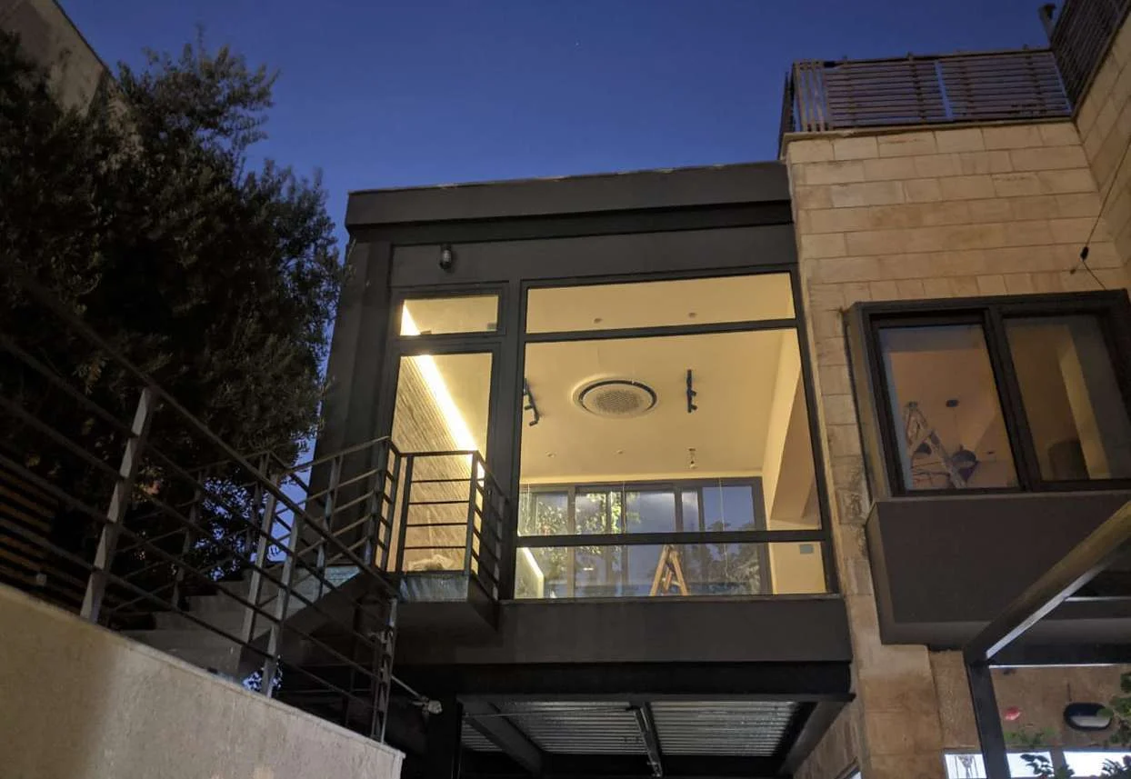 Private residence renovation and extension — portfolio photograph 3