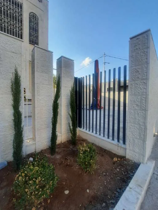 Private school boundary wall renewal — portfolio photograph 6